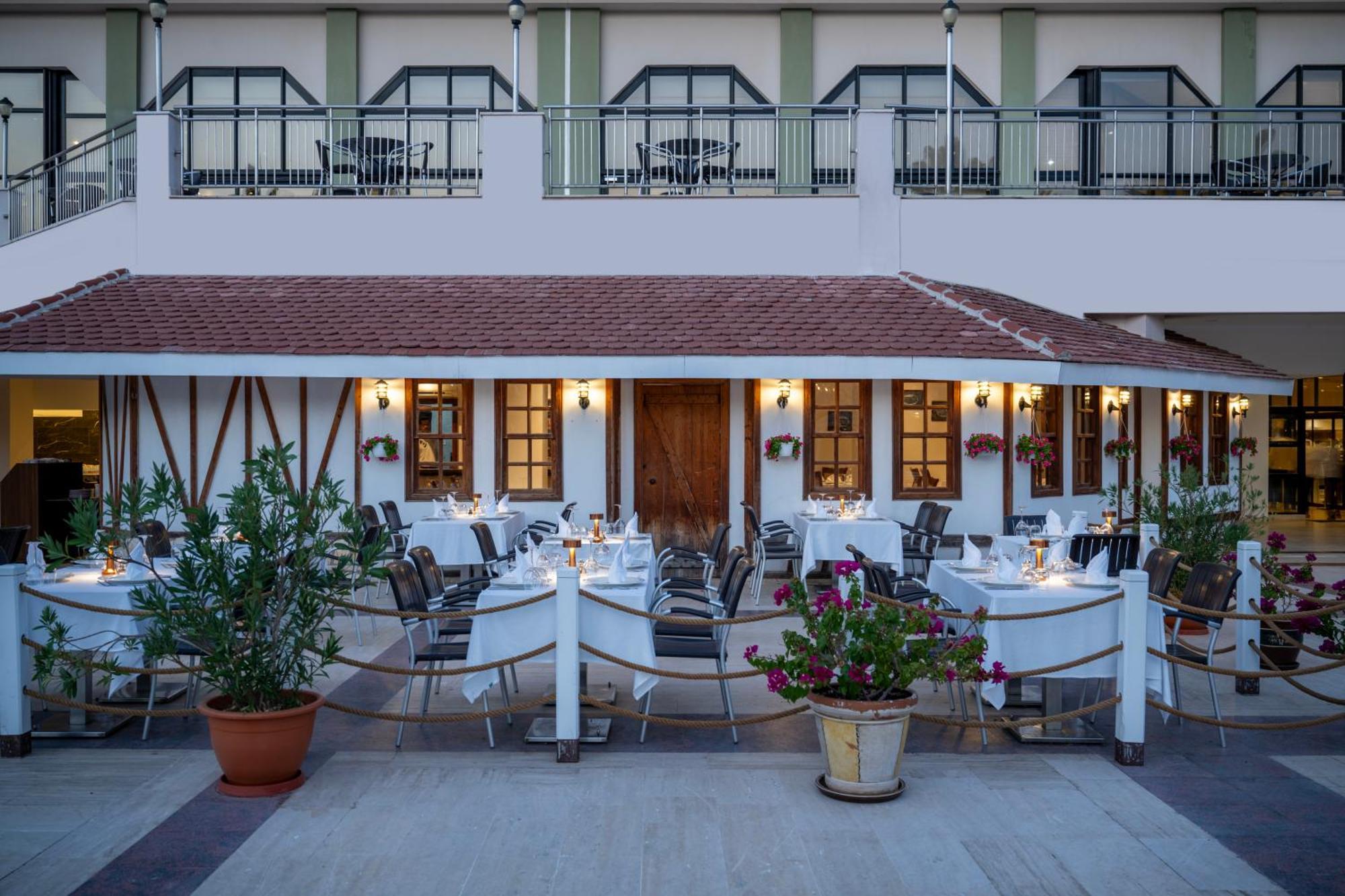 Adora Hotel & Resort Belek Bagian luar foto