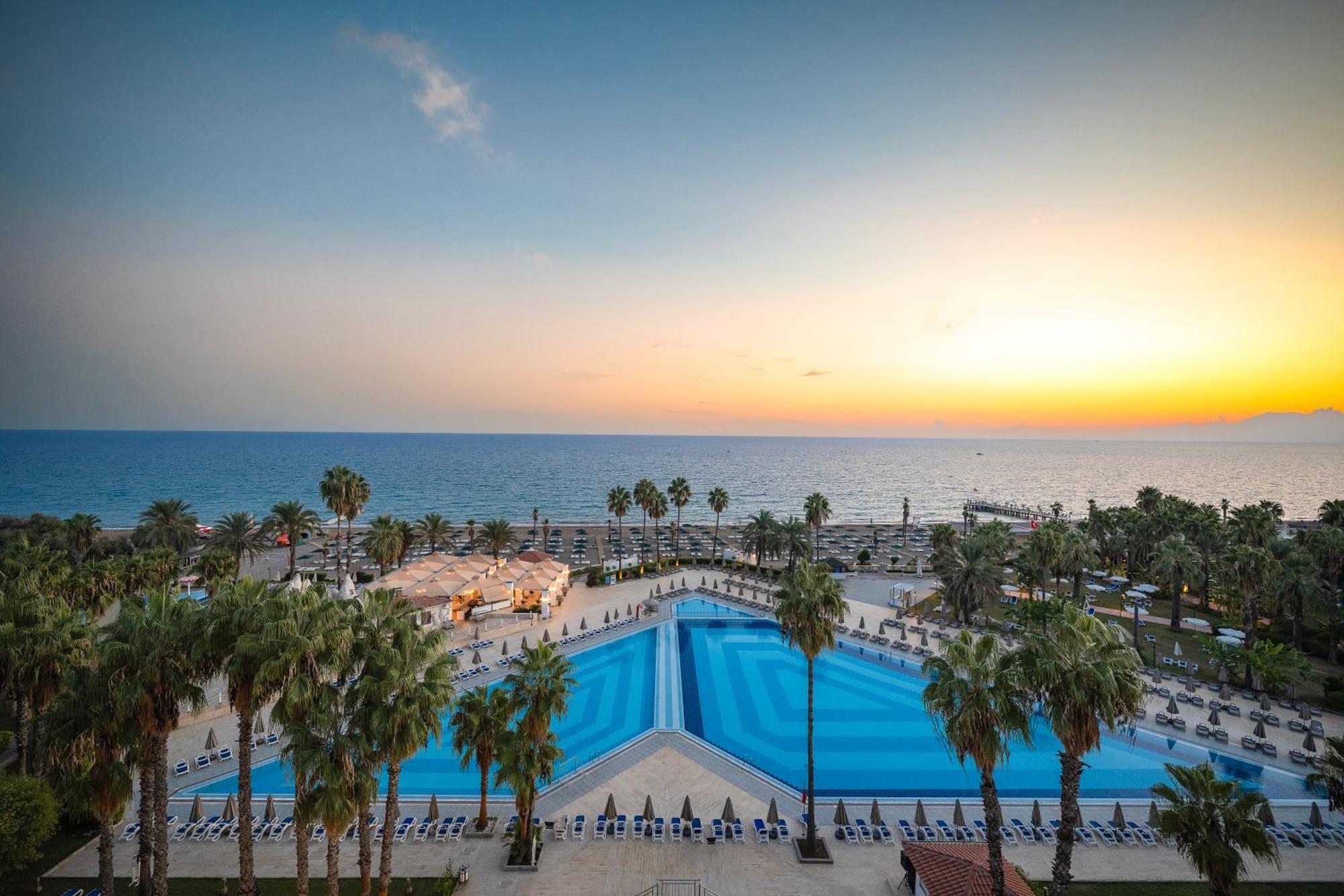 Adora Hotel & Resort Belek Bagian luar foto